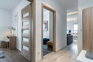 2 bedrooms