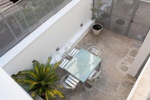 Garden - Spacious 4BR House Near Acropolis Roof Garden 12 Guests (Athens)