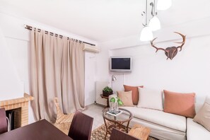 Apartment | 3 bedrooms - 3 Bedroom apt in Athens With Acropolis View (Athens)
