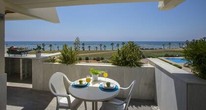 Lordos Sunshore Beachfront Suite