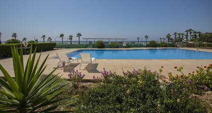 Lordos Sunshore Beachfront Suite