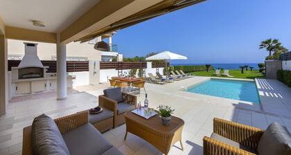 Protaras Beachfront Villa Pietra