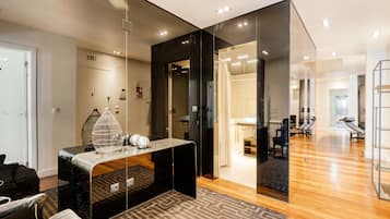 House, Multiple Beds | Interior