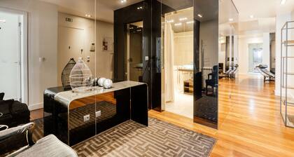 In the Very Heart Of Lisbon & Iconic Chiado Center