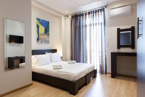 Apartment | 3 bedrooms - Luxurious 3-bdrm Seaside Retreat in Glyfada Fully Renovated (Glyfada)
