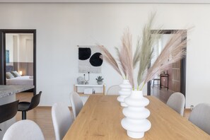 Apartment | 3 bedrooms - Luxurious 3-bdrm Seaside Retreat in Glyfada Fully Renovated (Glyfada)