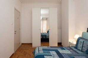 Apartment | 2 bedrooms - Lovely 2 Bedroom apt in Metaxourgio Center (Athens)