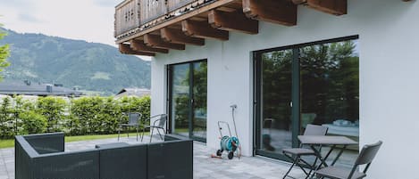 บ้านพัก | 4 ห้องนอน