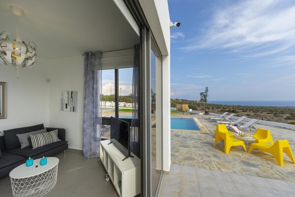 Villa | 3 bedrooms, soundproofing - Greco Hilltop Views in Paralimni (Paralimni)