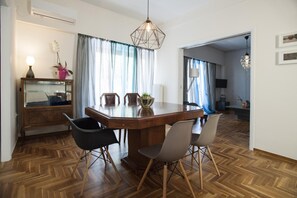 Apartment | 3 bedrooms - Modern - Vintage Apartment by Acropolis Museum (Athens)