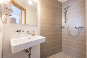 Rumah | 2 kamar tidur