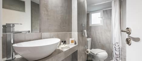 Apartment | Bathroom