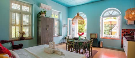 1 bedroom, iron/ironing board, travel crib, WiFi