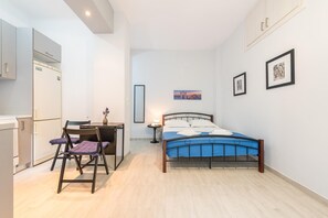 Apartment - Sweet and Central apt for 2 Fresh Paint feb 2024 (Athens)