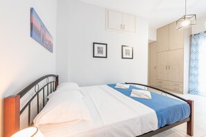 Apartment - Sweet and Central apt for 2 Fresh Paint feb 2024 (Athens)
