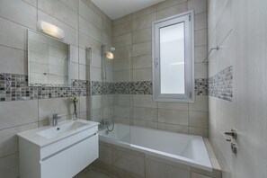 3 bedrooms - Protaras Seaview Villa Alasia (Paralimni)