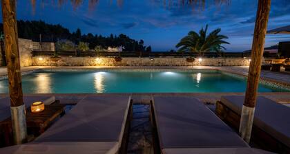 Palmrise Luxury Villas - Thea Villa