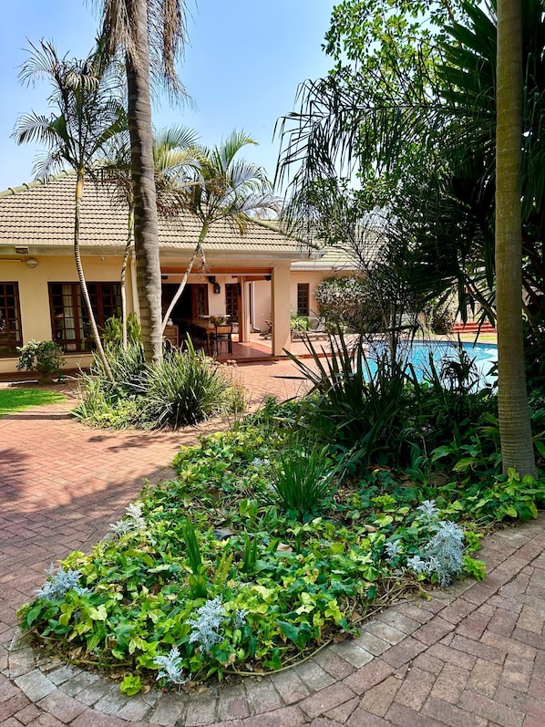 Apartment - A Boutique Lodge Situated in a Serene Environment - 2023 (Harare)