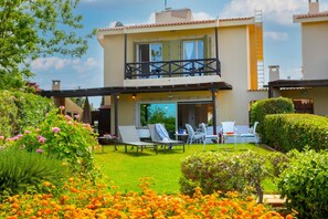Villa | 4 bedrooms - Sirina Waterfront House (Paralimni)