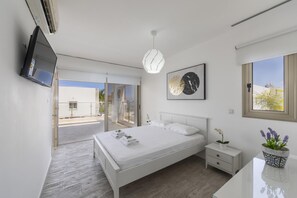 Villa | 3 bedrooms - Protaras Sunrise Beach Villa (Paralimni)