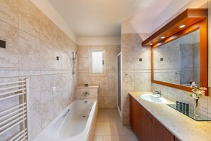 House | 5 bedrooms - Protaras Posidon By The Sea (Paralimni)