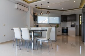 House | 2 bilik tidur 