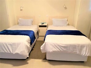 Apartment, Smoking | 1 bedroom - Twin Room in Hillside - 2087 (Bulawayo)