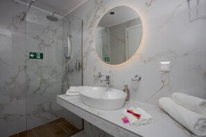 Room - Myra Mare White Suite by Estia (Heraklion)