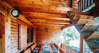 Charming Chalet Sveti Rok