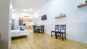 Ropa de cama de alta calidad, edredones de plumas, cortinas opacas