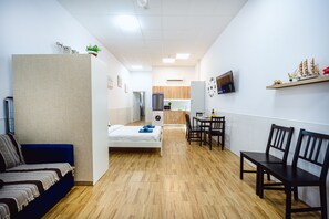 Premium bedding, down comforters, blackout drapes, soundproofing - S5 ABC Apartahotel en Valencia (Valencia)