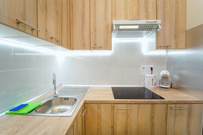 Hochwertige Bettwaren, Daunenbettdecken, Verdunkelungsvorhänge
