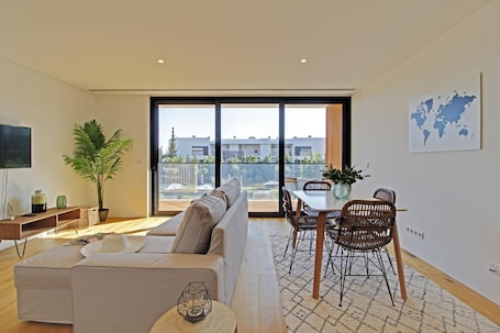 White Nature Apartment