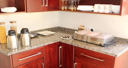 A Pristine B B Located in Belvedere Harare - 2010