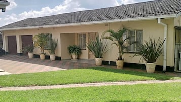 Huoneisto, esteetön | 6 makuuhuonetta