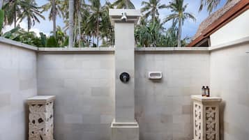 Vila, para fumantes | 4 quartos