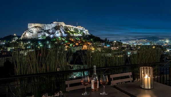 Apartment - Executive 2 bdr Suite in Plaka - Acropolis View (Athens)