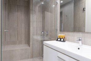 House | 1 bedroom - Superb Central Athens Suite With Rooftop Perfect for 5 Guests 85sqm (Athens)