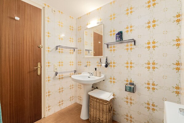 Douche, serviettes fournies