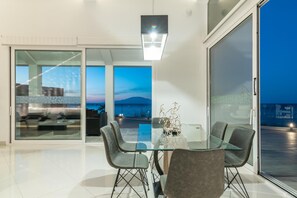 3 bedrooms, in-room safe - Luxury Villa Cavo Mare Thalassa With Private Pool Jacuzzi (Zakynthos)
