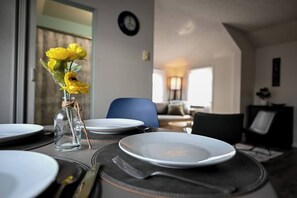 Interior - Recharge & Reconnect: Your cozy Vermilion nest (Vermilion)