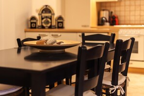 Apartamento, para fumantes | 2 quartos