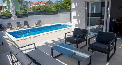 Villa Sibenik with Pool Access