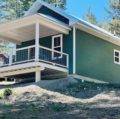Exterior detail. The Swan at Elk Ridge Village cabin 201A with views of Flathead Lake.