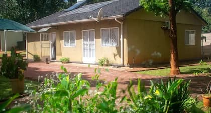 Cosy 3 Bedroom Cottage - 2034