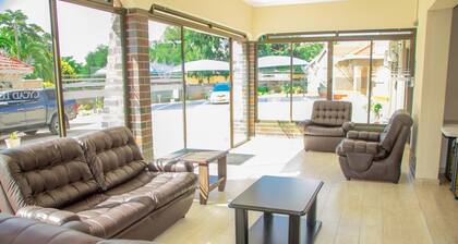 Neat one Bedroom in Morningside Guesthouse - 2089