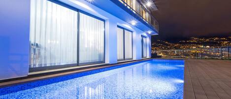 فيلا | 4 عدّة غرف نوم