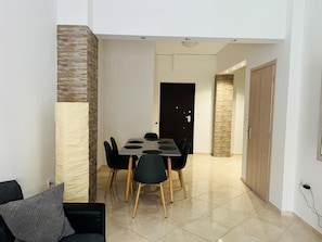 2 bedrooms - Piraeus 3 in Piraeus (Piraeus)