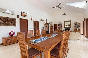 Villa, Smoking | 3 bedrooms, Internet - Griya Aditi (Sukawati)