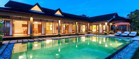 Villa, Smoking | 3 bedrooms, Internet